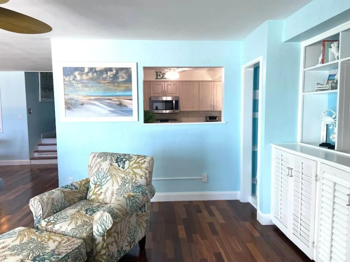 Manatee Manor Beachfront Retreat Daytona Beach Holiday home