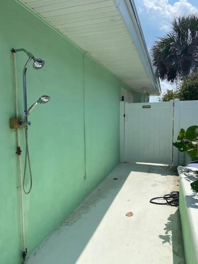 Manatee Manor Beachfront Retreat Daytona Beach 0*,  United States